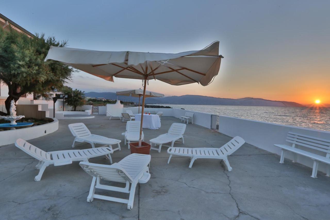 Cannotta Beach - Stromboli Terme Vigliatore Ngoại thất bức ảnh
